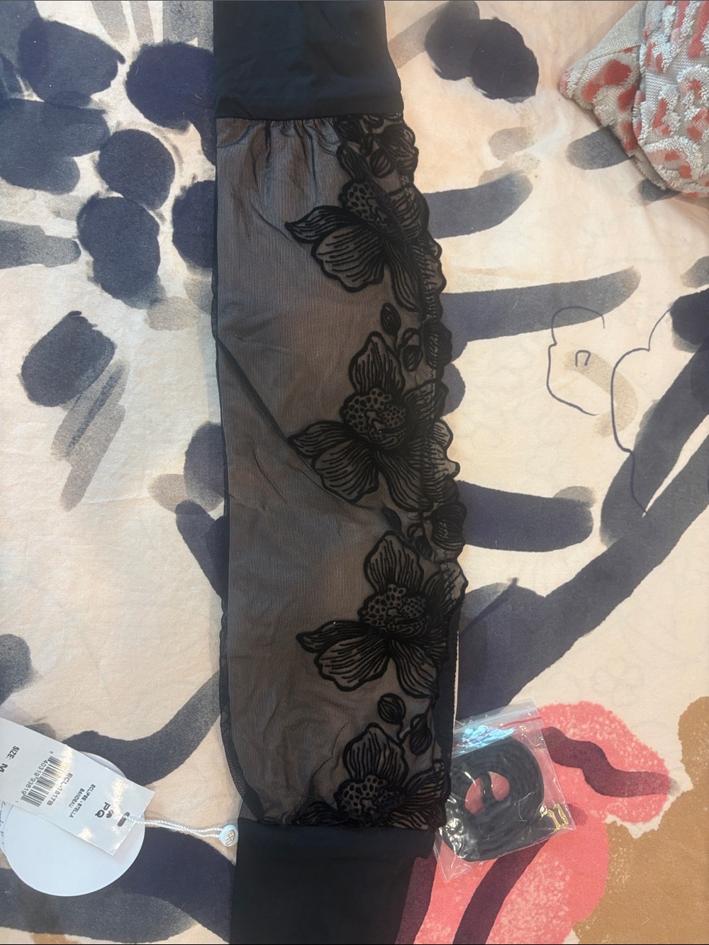 NWT PQ Swim Eclipse Stella Bandeau Bikini Top Black Lace Size M MSRP $92